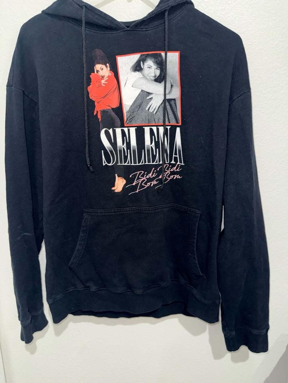 Official Selena Merchandise Bidi Bidi Bom Bom Black Pullover Hoodie